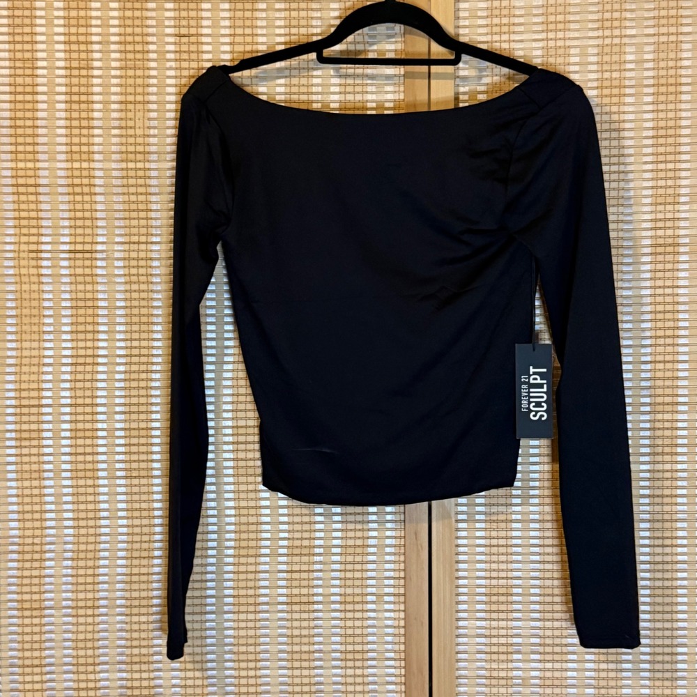 Forever 21 Sculpt Black Long Sleeve Deep Scoop Back Top Small NWT balletcore